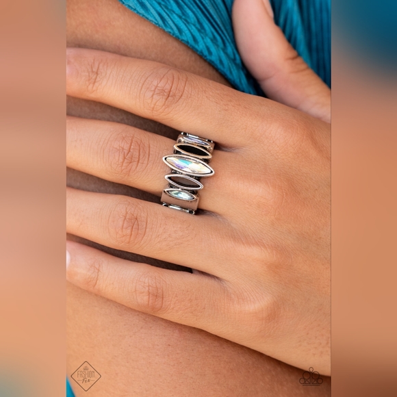 Celestial Rhinestone 4pc Fashion Accessory Set - Picture 4 of 6